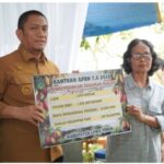 Bupati Irwan Serahkan Bantuan Pertanian Rp12,4 Miliar, Tegaskan Komitmen Pemda Perkuat Sektor Pertanian IMG_20260702_211958